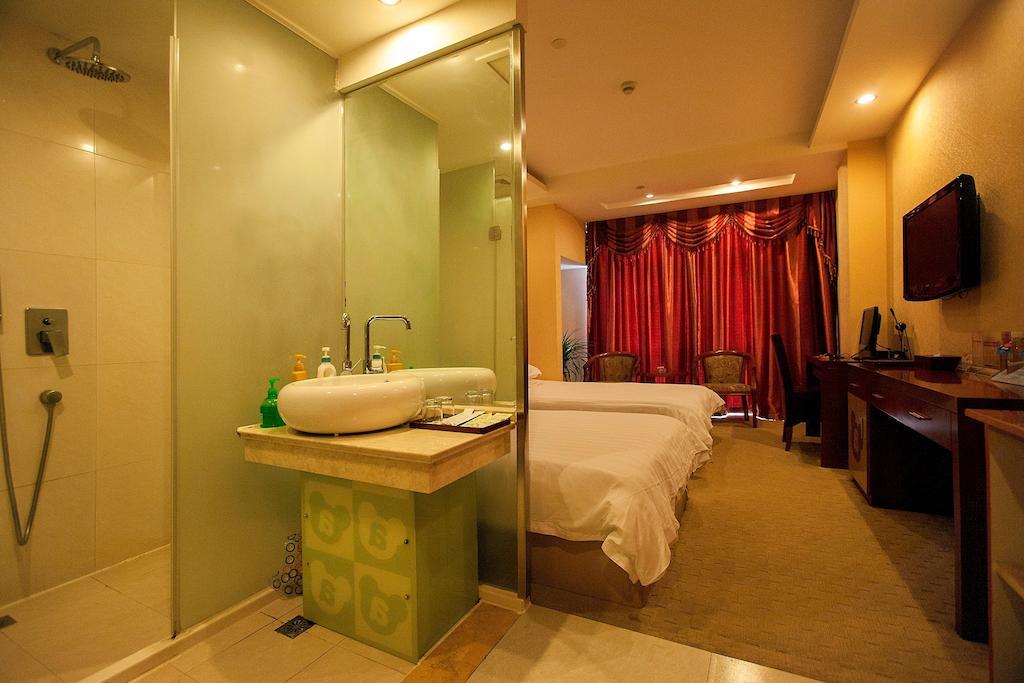 Yiwu Luckbear Hotel Room photo